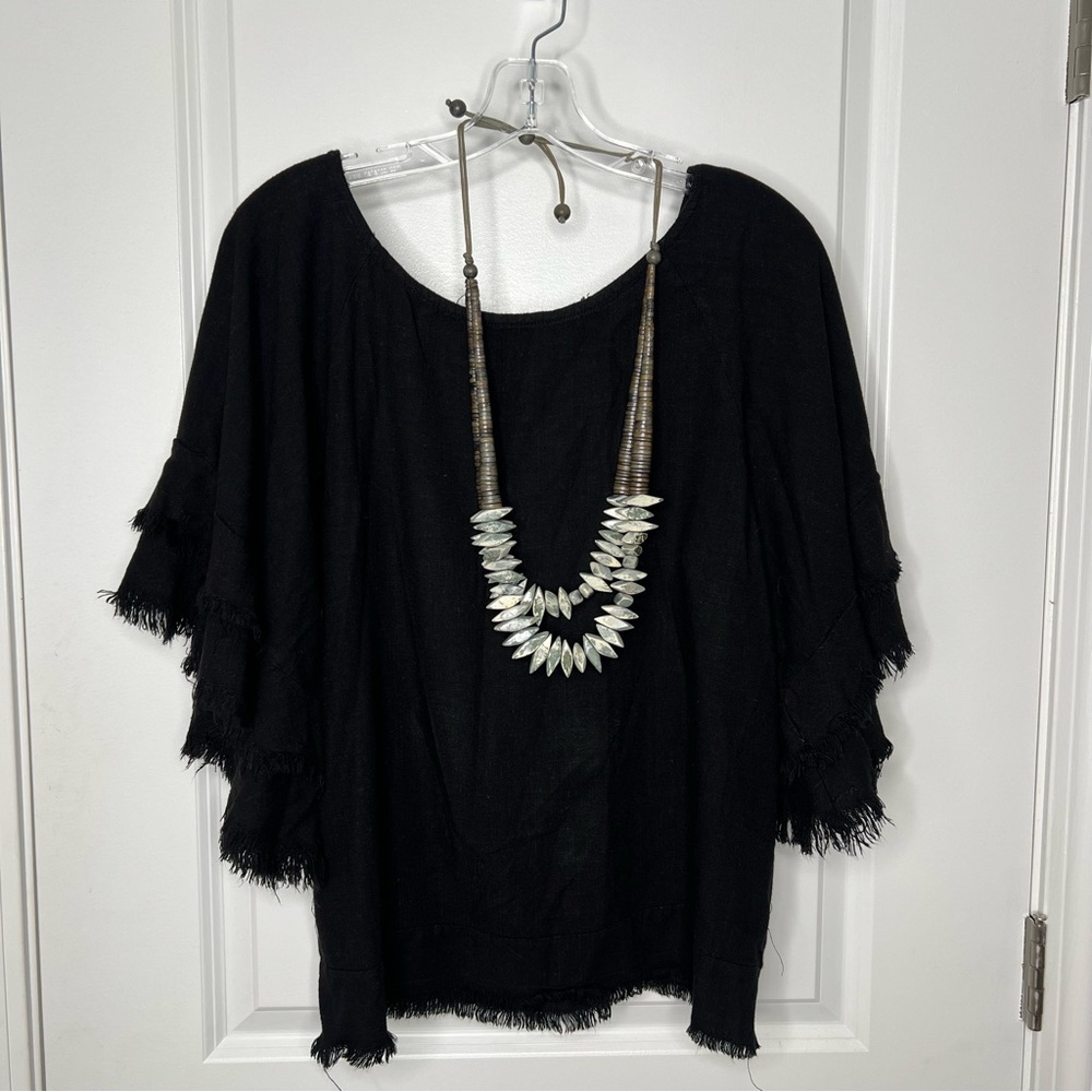 Oversized Fringe Black Top Sz Small Boho Chic Vibes